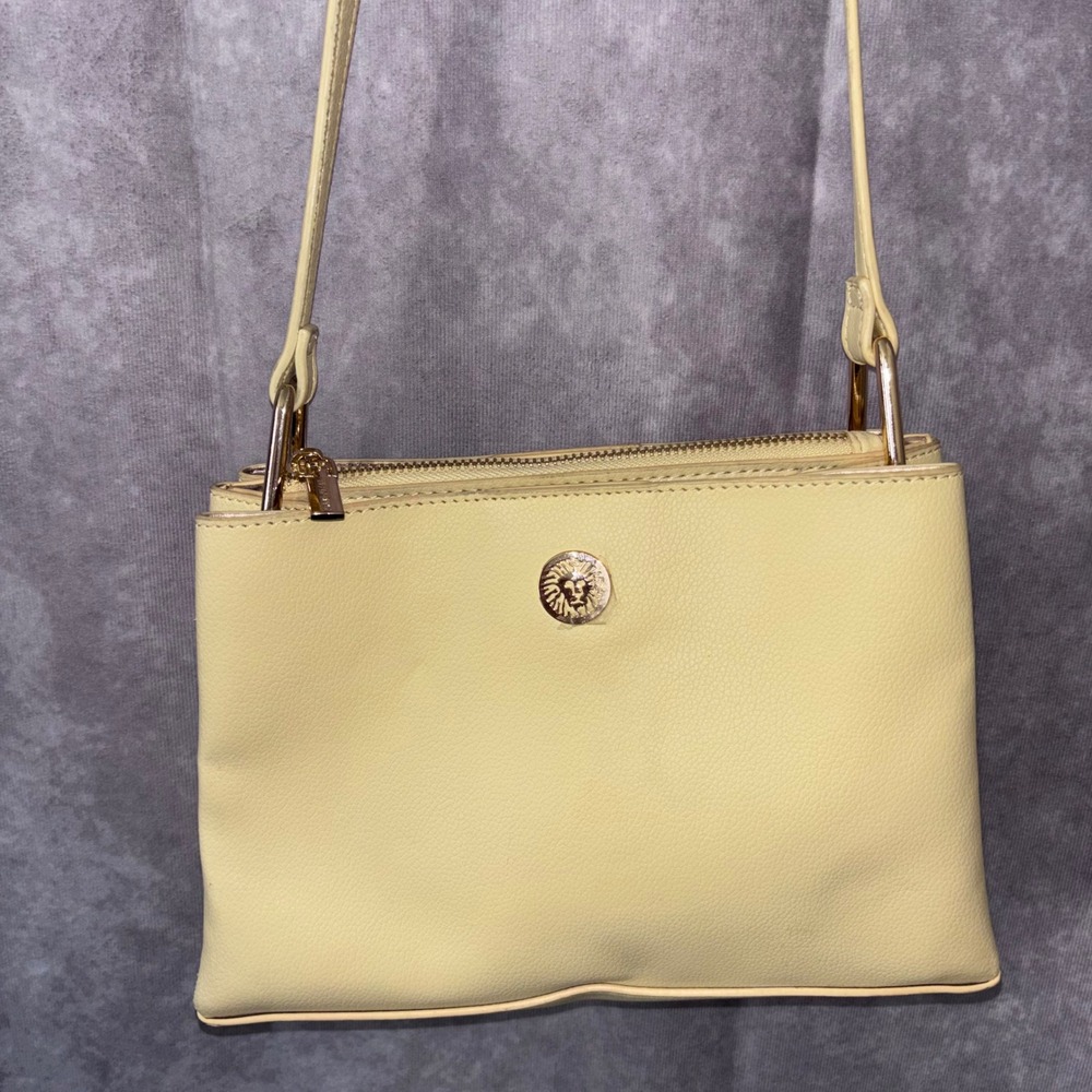 NWOT Anne Klein Pale Yellow Minimalist Gold Hardware Womens Small Crossbody Bag